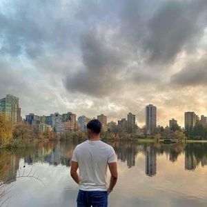 Meet your Posher, Luis